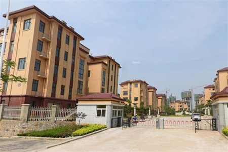 城东樱花苑2室2厅1卫110万110m2出售